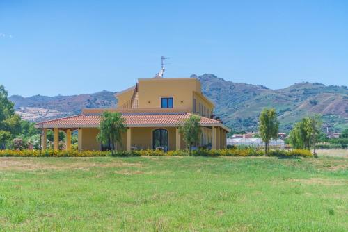 minissale farmhouse