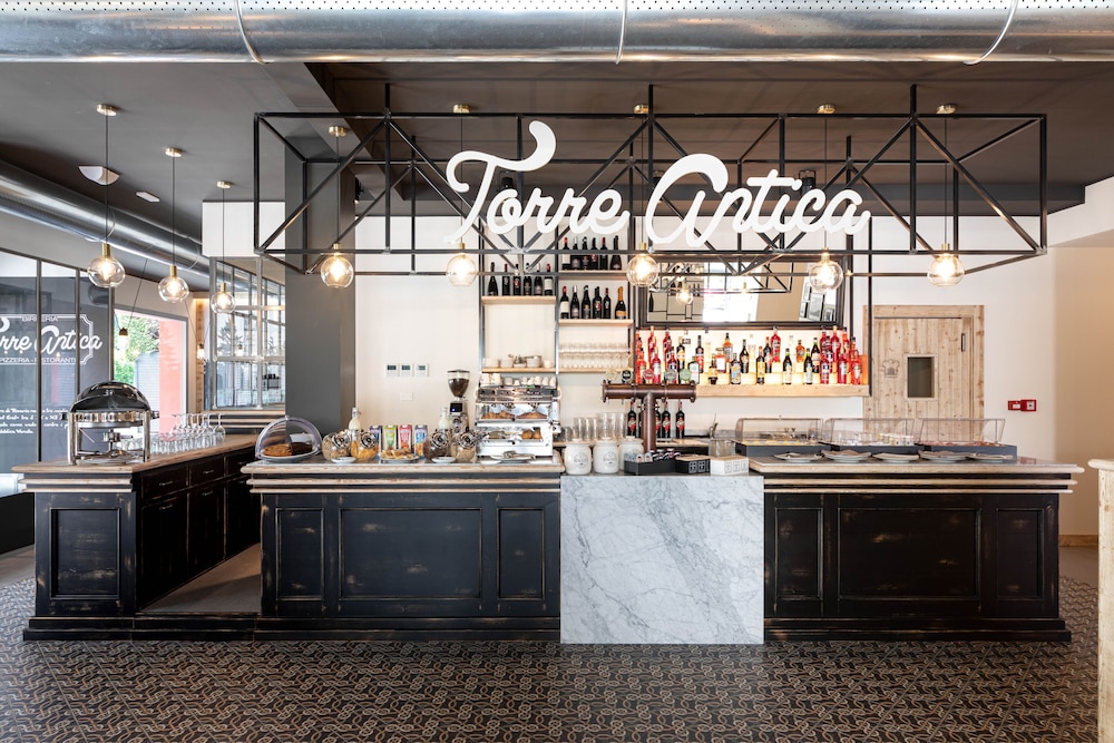 torre antica venice airport hotel