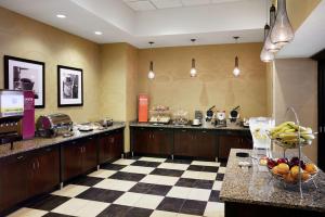 hampton inn and suites chicago mt prospect