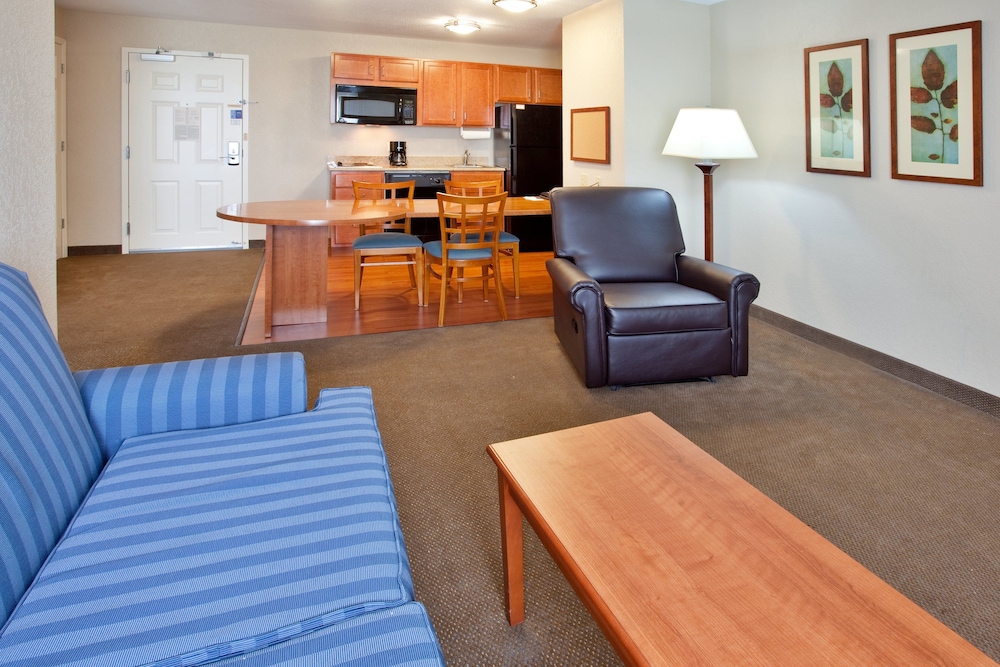 candlewood suites elgin by ihg
