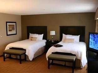 hampton inn and suites chicago st charles