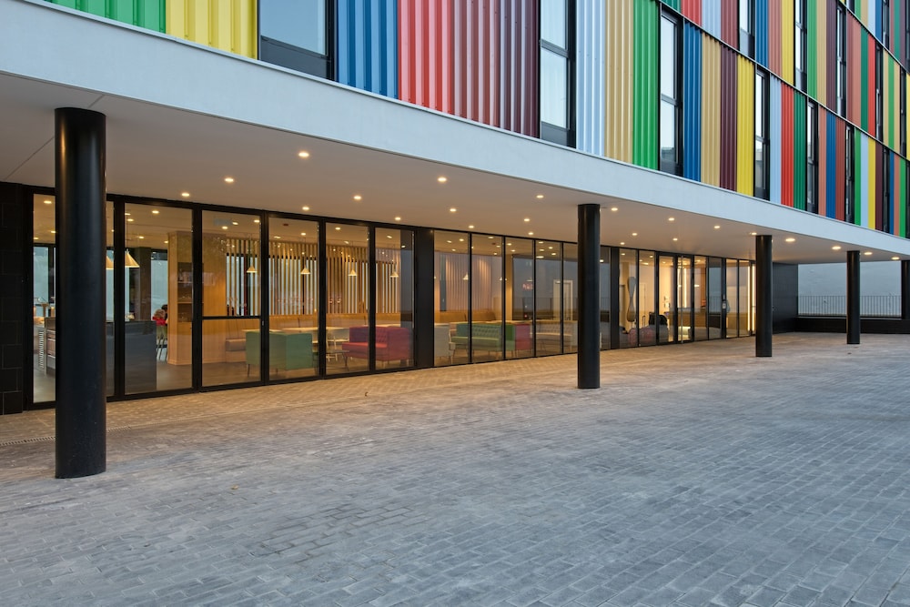 hotel dwo colours alcala