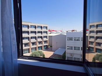 hotel dwo colours alcala