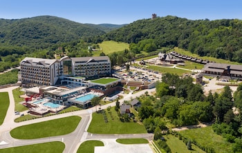movenpick resort and spa fruske terme