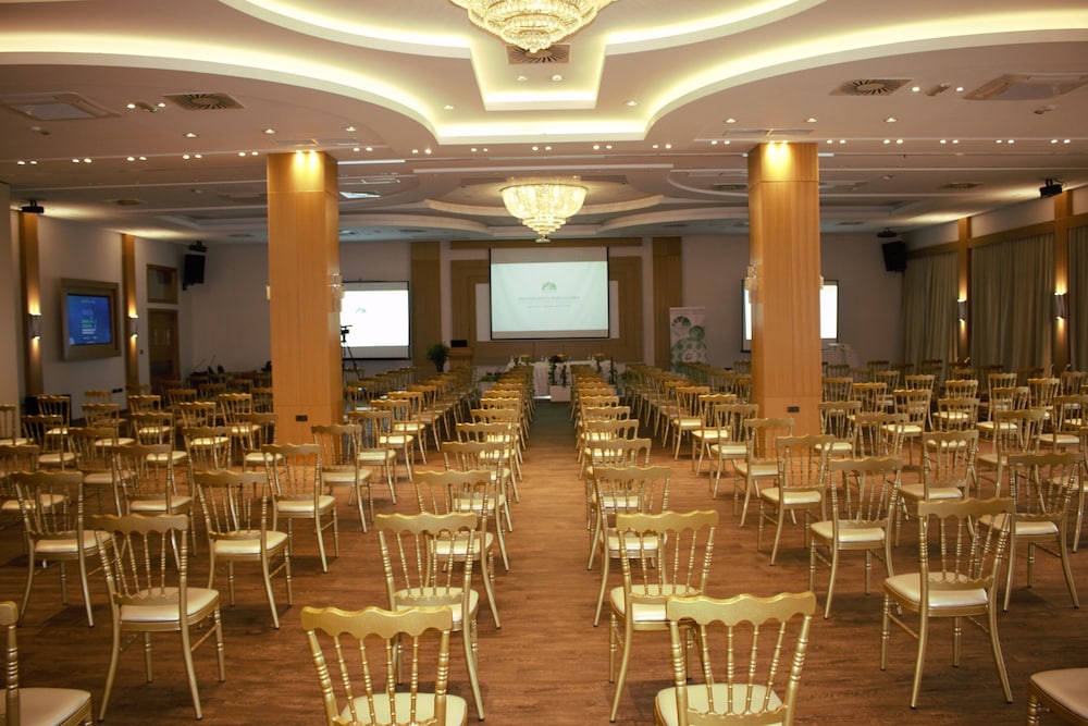 movenpick resort and spa fruske terme