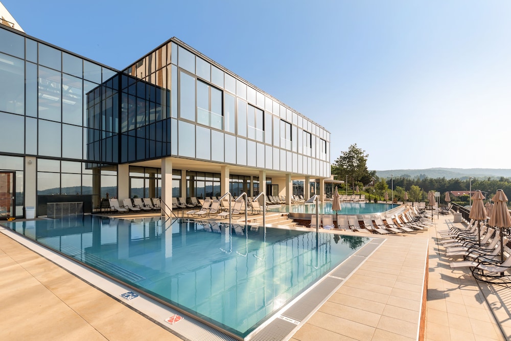movenpick resort and spa fruske terme