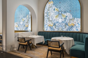raffles doha