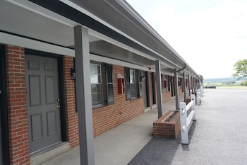 harvest drive family inn