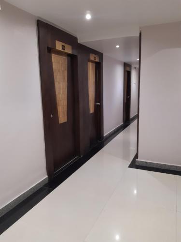 Hotel Crown Palace,India>>Patna,3 star