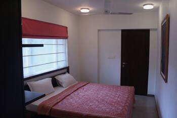 jungle hut annabelles beach apartments at bernard simao calangute