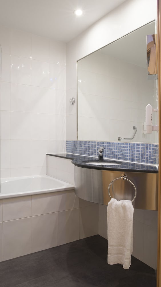 holiday inn express valencia bonaire by ihg