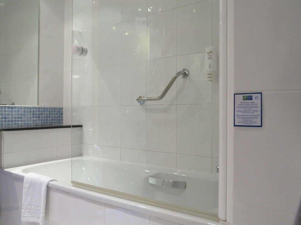 holiday inn express valencia bonaire by ihg