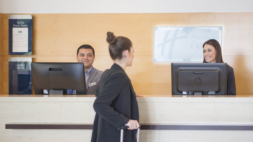 holiday inn express valencia bonaire by ihg