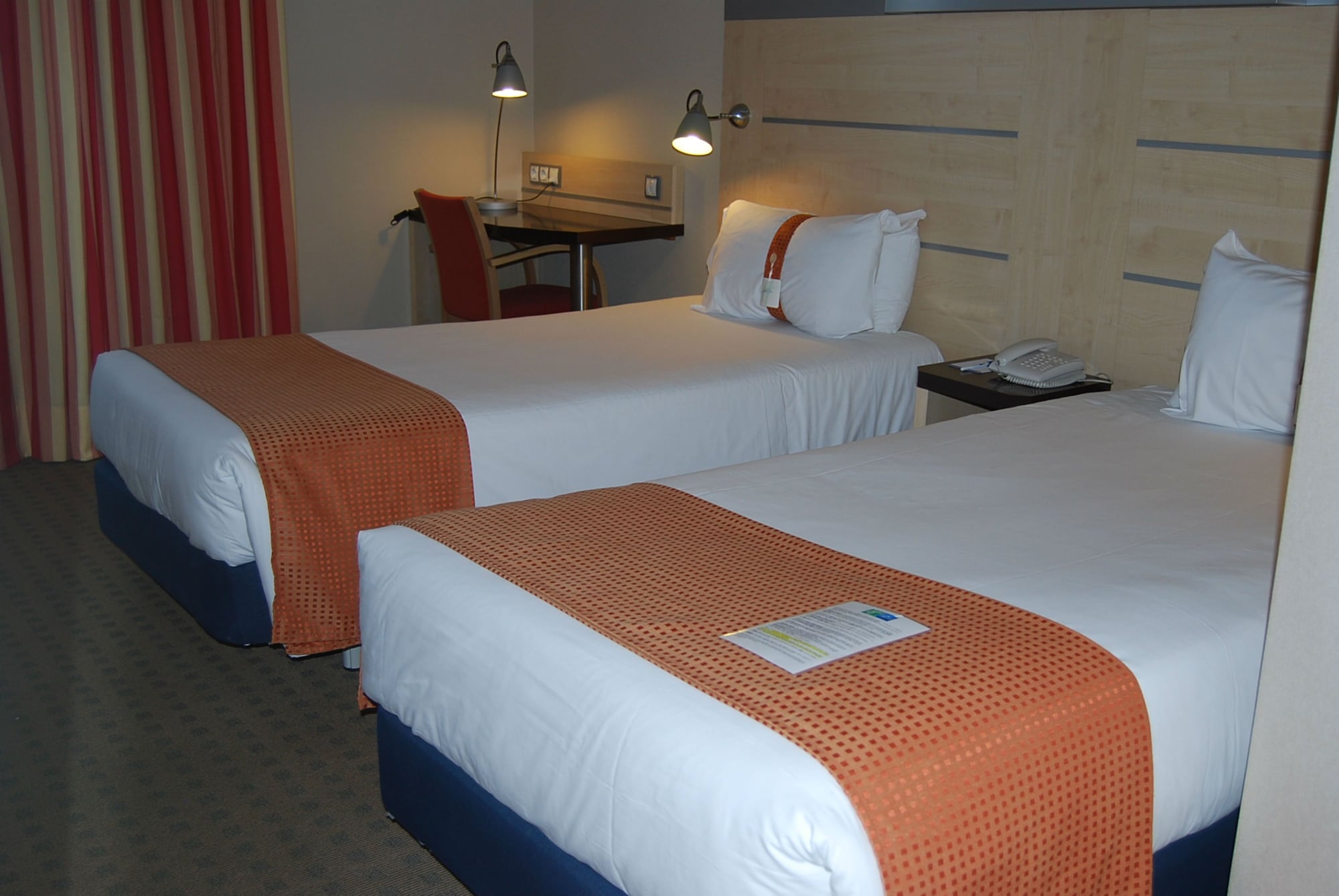 holiday inn express valencia bonaire by ihg