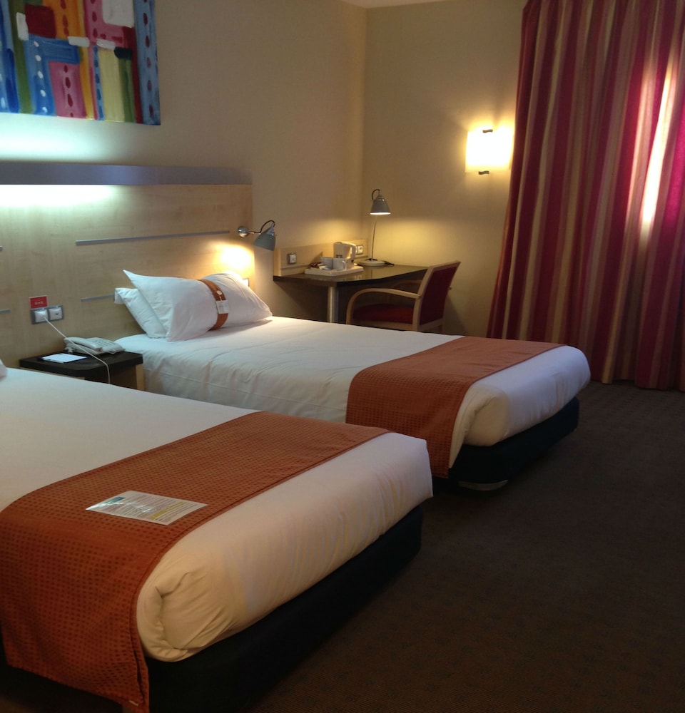 holiday inn express valencia bonaire by ihg