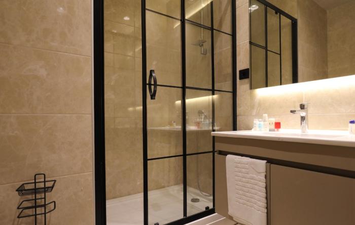 hotel54 luxury suite