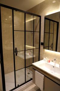 hotel54 luxury suite