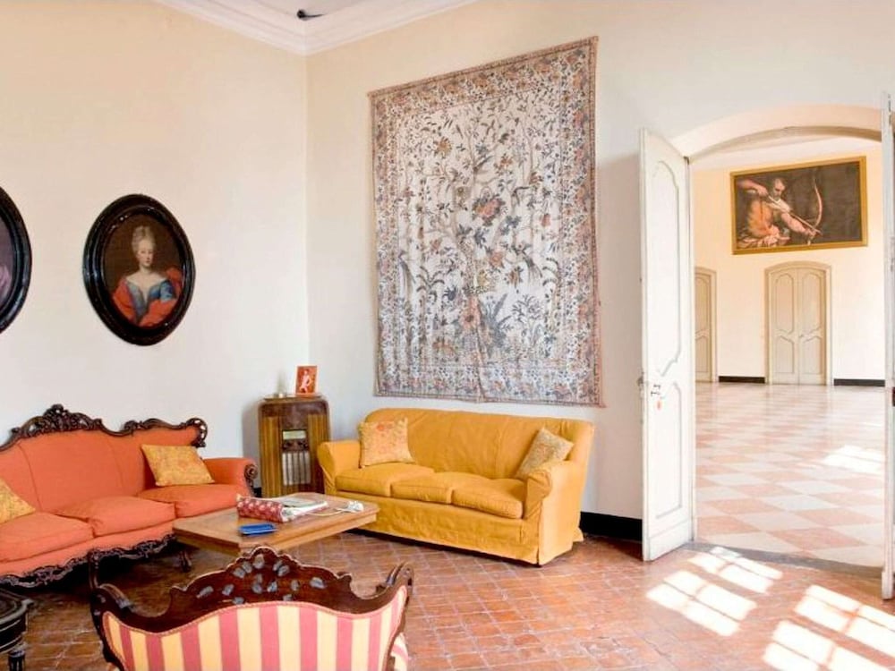 charming elegant castle flat with large garden
