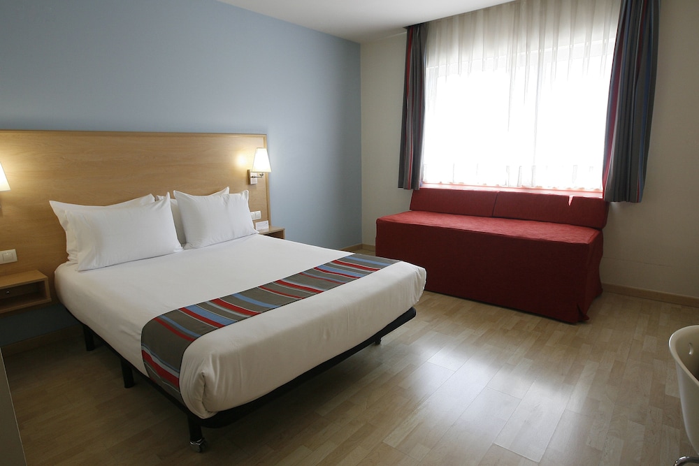 travelodge barcelona poblenou