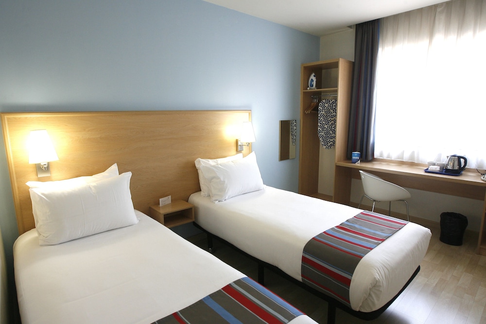 travelodge barcelona poblenou