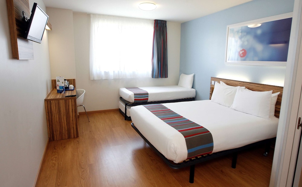travelodge barcelona poblenou
