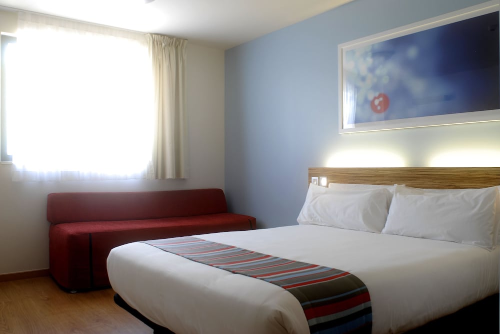travelodge barcelona poblenou