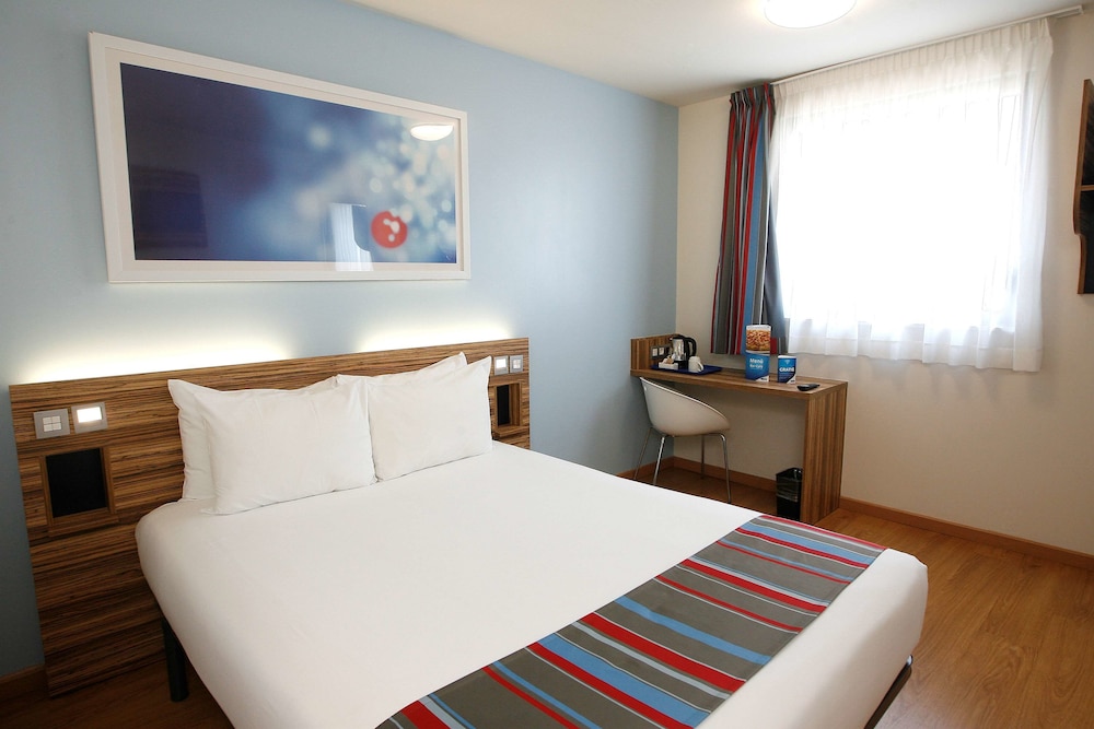 travelodge barcelona poblenou