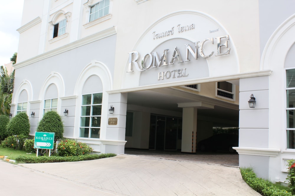 romance hotel srinakarin
