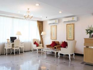 romance hotel srinakarin