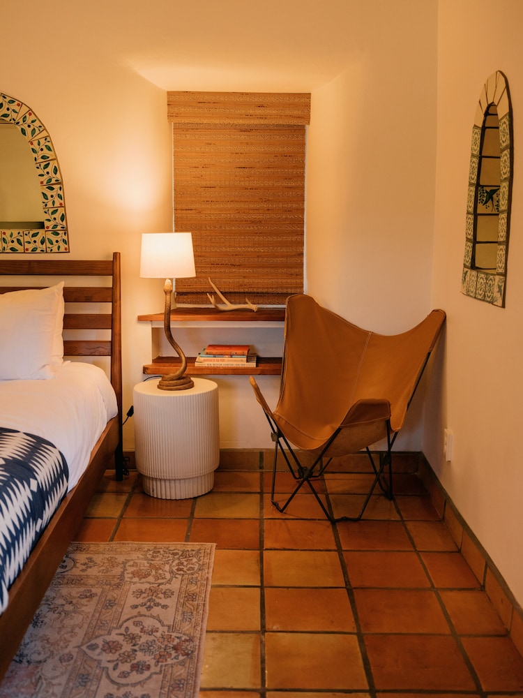 pueblo bonito santa fe
