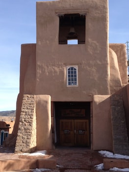 pueblo bonito santa fe