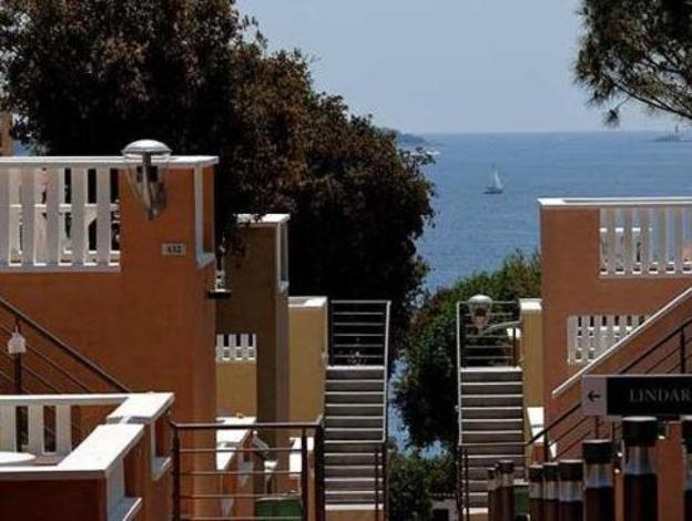 maistra select amarin resort