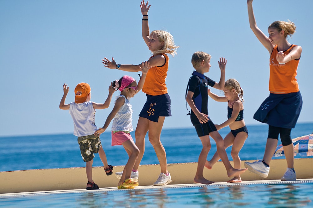 maistra select amarin resort