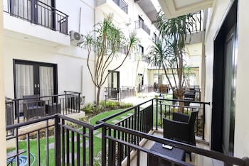 reddoorz plus near mall bali galeria 2