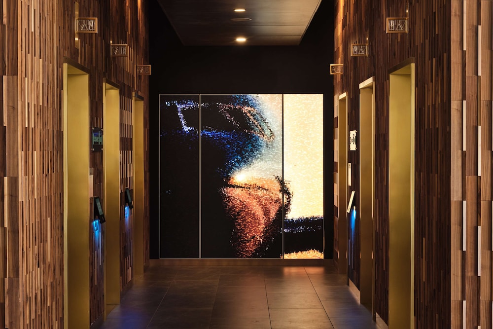 hyatt place lax century blvd