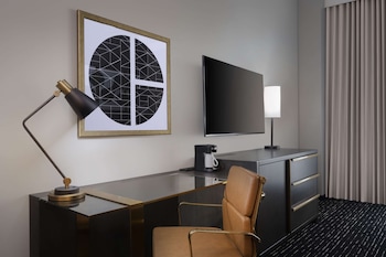 hyatt place lax century blvd