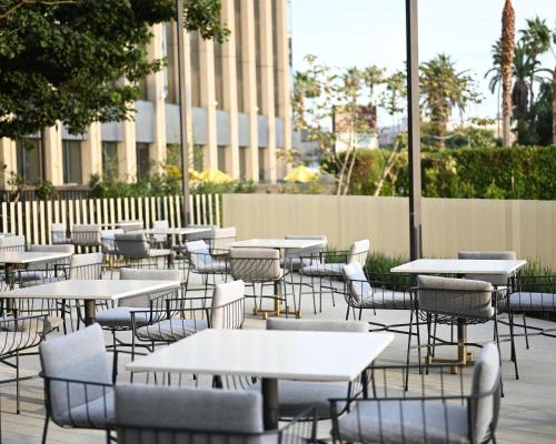 hyatt place lax century blvd