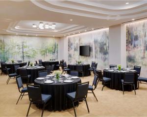 hyatt place lax century blvd