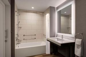 hyatt place lax century blvd