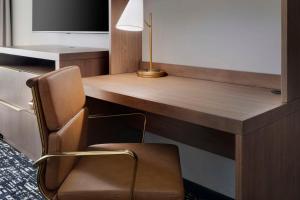 hyatt place lax century blvd