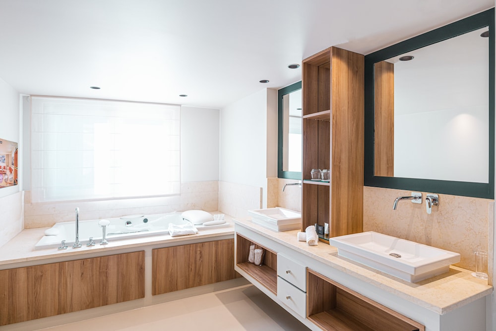 les suites de la potiniere