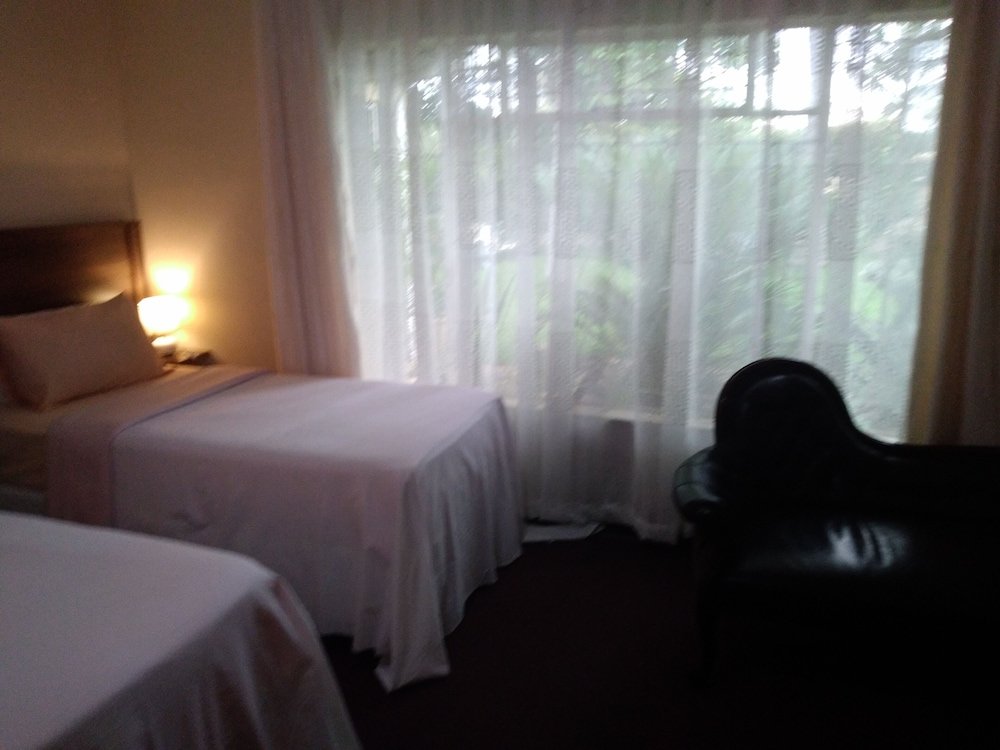 immaculate 6 beddroomed guest house in harare