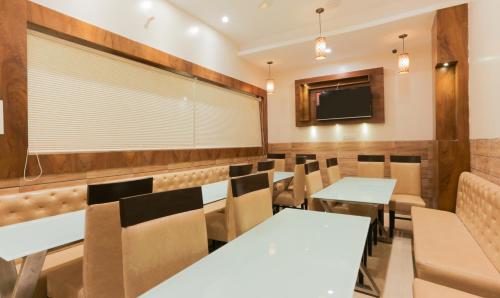 Hotel Amber Palace Mumbai Central,South Mumbai>>Mumbai,3 star