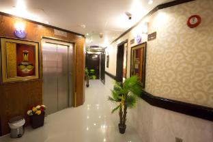 Downtown Hotel,,1 star