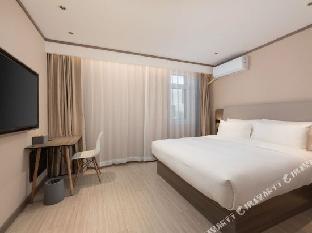 hanting hotel dalian north railway station south square