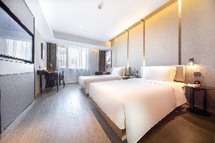 atour hotel lianyungang city government