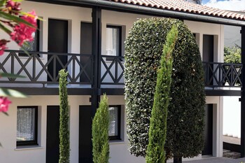 Best Western Premier Hotel Des Vignes Et Des Anges,,4 star