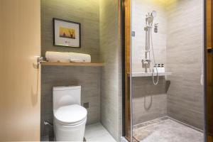 atour hotel wuxi railway station chunsheng road