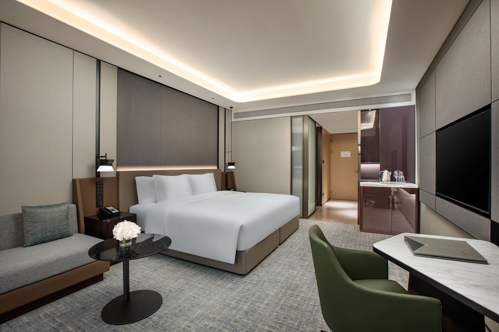 crowne plaza zhengzhou high tech zone an ihg hotel