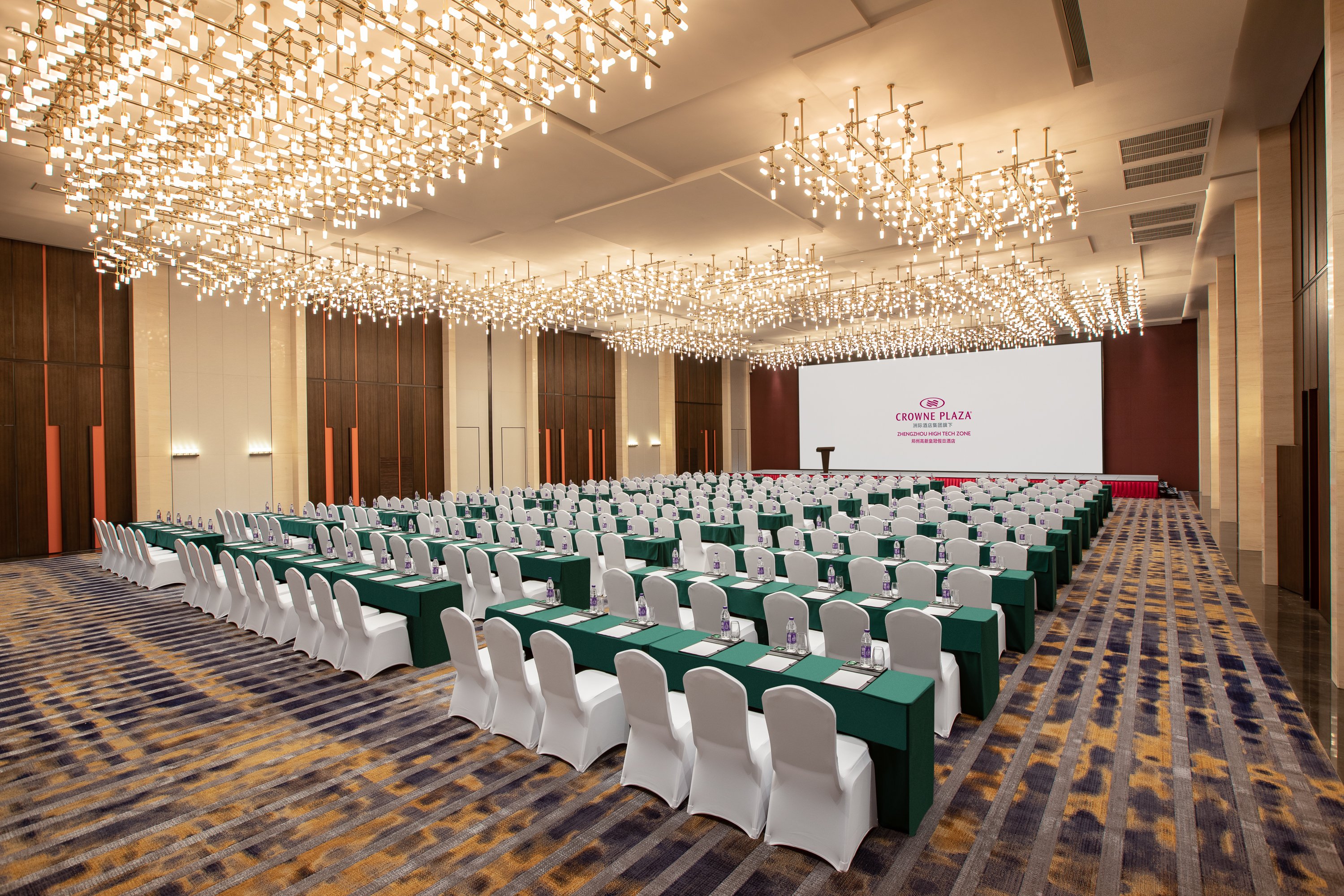 crowne plaza zhengzhou high tech zone an ihg hotel